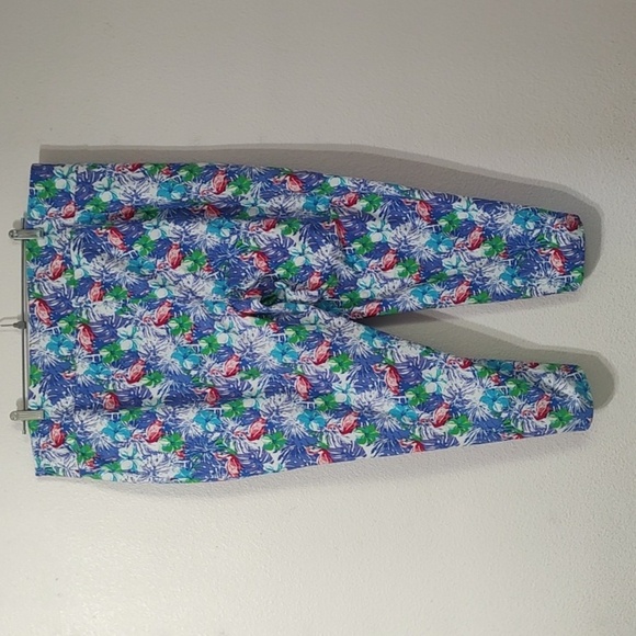 Attyre Flamingo And Floral Print Pull On Capri Pants Size 20W - Picture 2 of 3